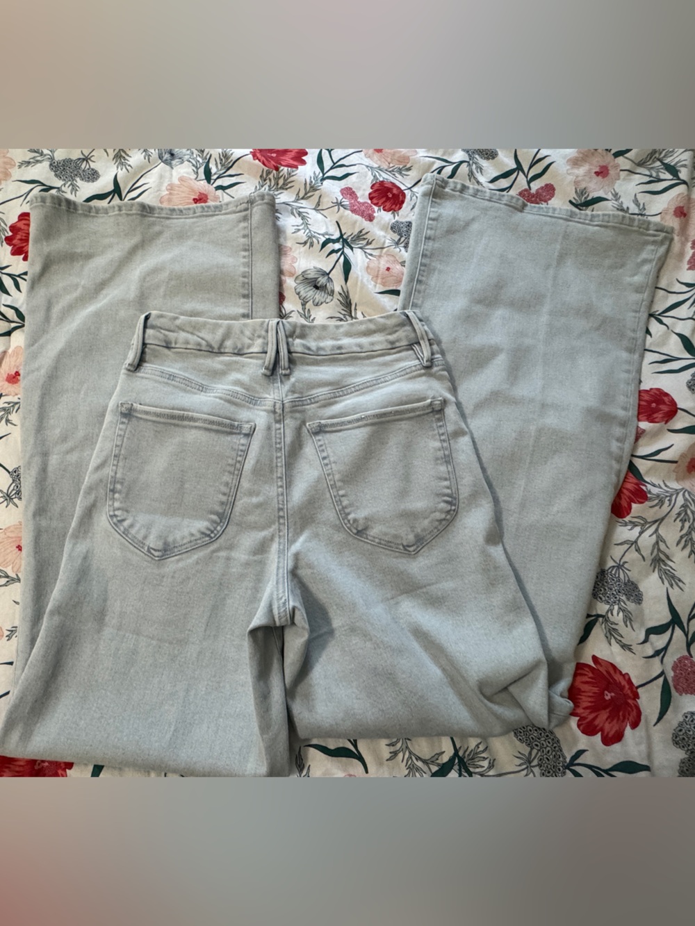 Good American Good Waist Palazzo Jeans Light Denim Size 6 / 28 EUC - Picture 8 of 9